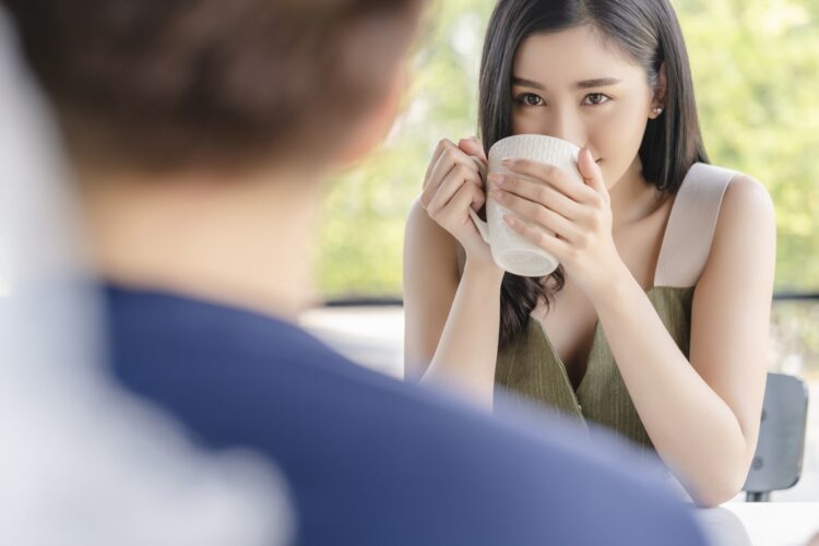 彼女を褒める効果的なタイミング