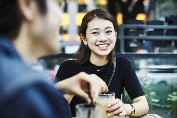 初デートで女性から好印象を持たれる会話のコツ