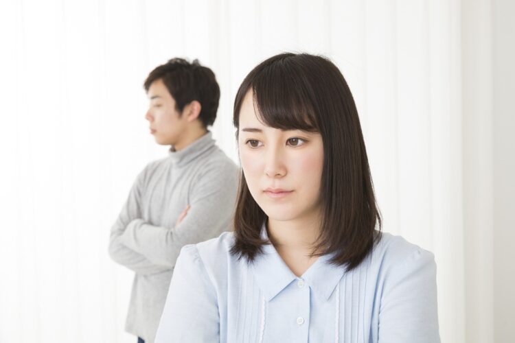 共働きの女性と結婚するデメリット