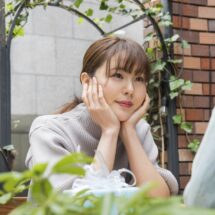 女性が尊敬している男性に対して取る言動