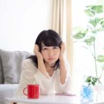 メンヘラ女を見抜くには？メンヘラの特徴