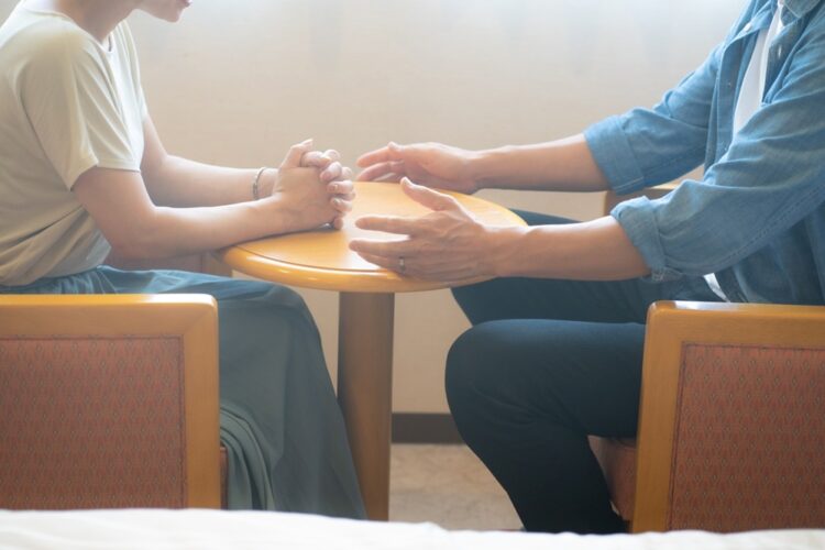 彼女と別れずに同棲解消する方法