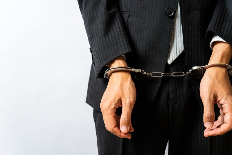 彼女に束縛されている状態