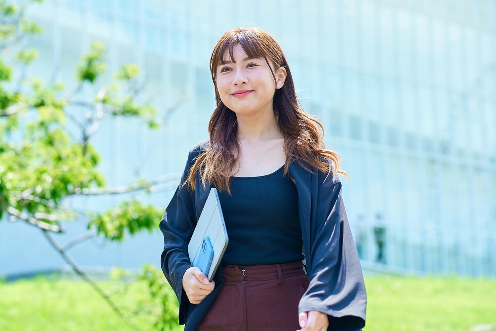 隠れ貧乳とは？大きく見えるのはなぜ？