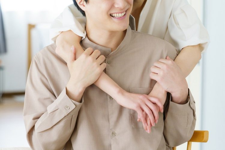 彼女がエッチに誘っている10のサイン。上手な応え方や断り方も紹介_サムネイル